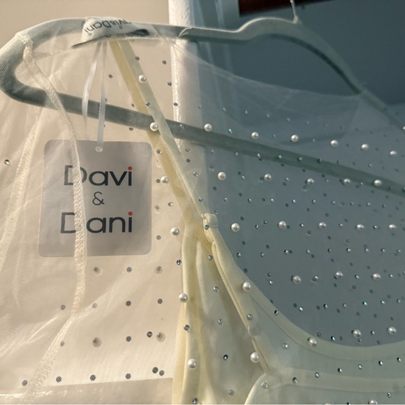 Davi & Dani Mesh Woman’s White Pearl & Rhinestone with Inner Dress Size Large - Picture 5 of 7